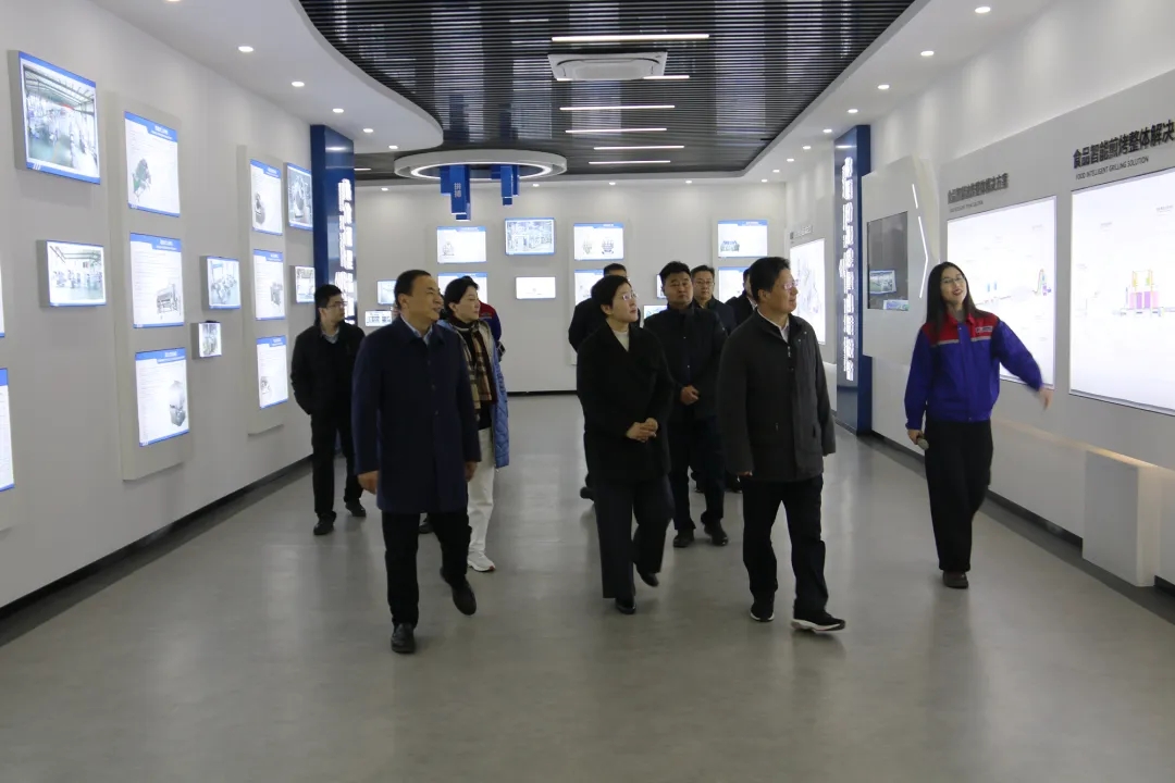 市政協(xié)黨組書記、主席孟慶斌一行赴銳智智能開展調(diào)研指導(dǎo)工作